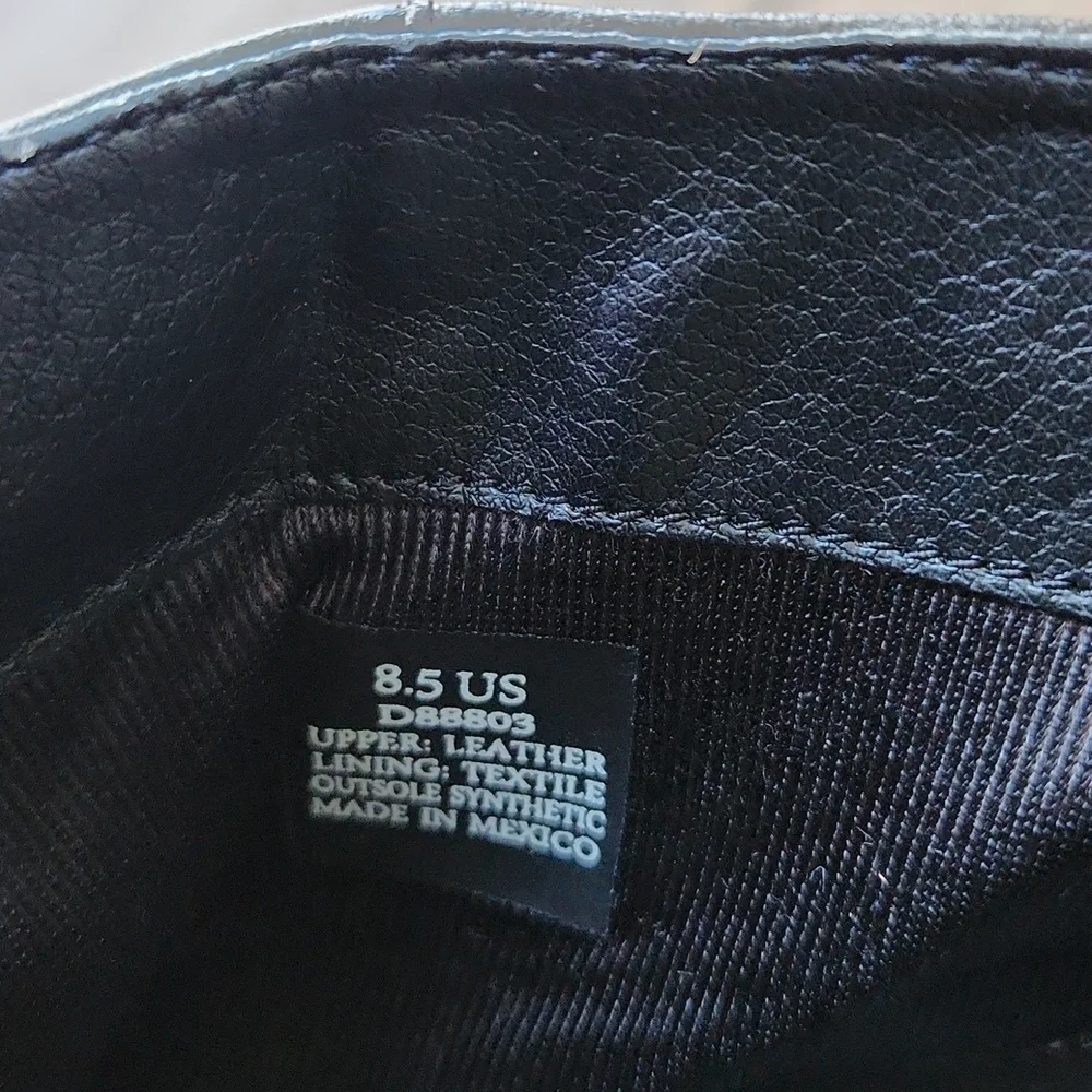 Booties - Picture 6 of 9